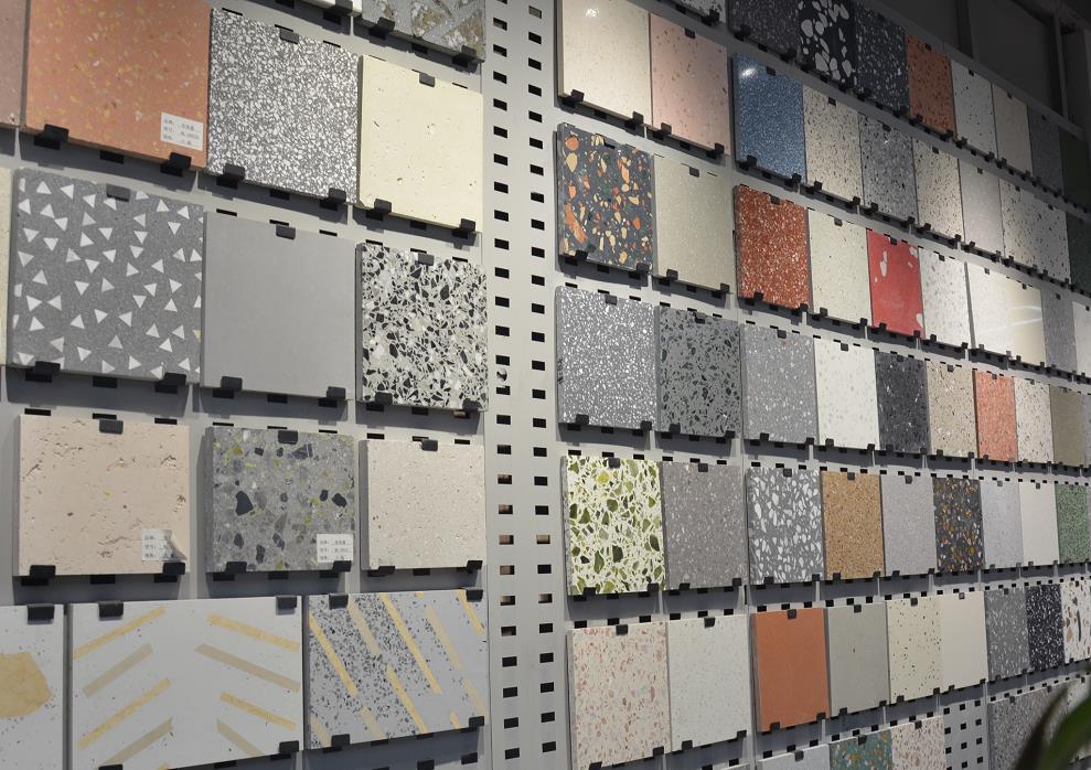 彩色藝術(shù)地坪特點(diǎn)是如何展現(xiàn)出來的